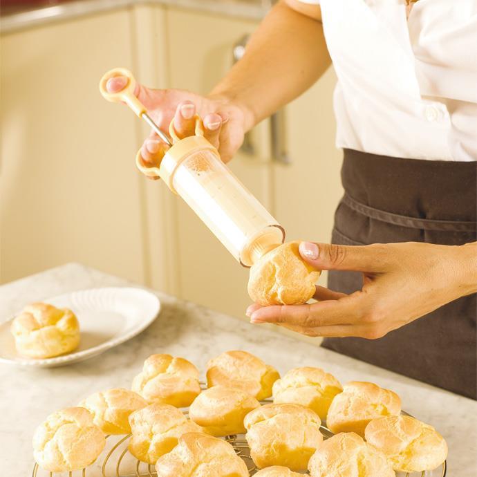 630526 DELICIA Cake Decorator