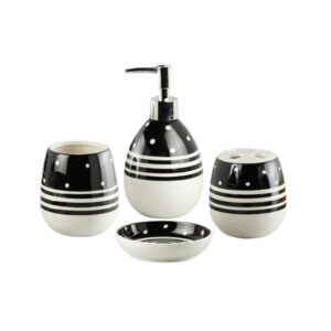 005-2 4Pcs Bath Set Black