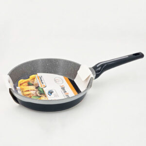 KC73 FRY PAN W/O LID